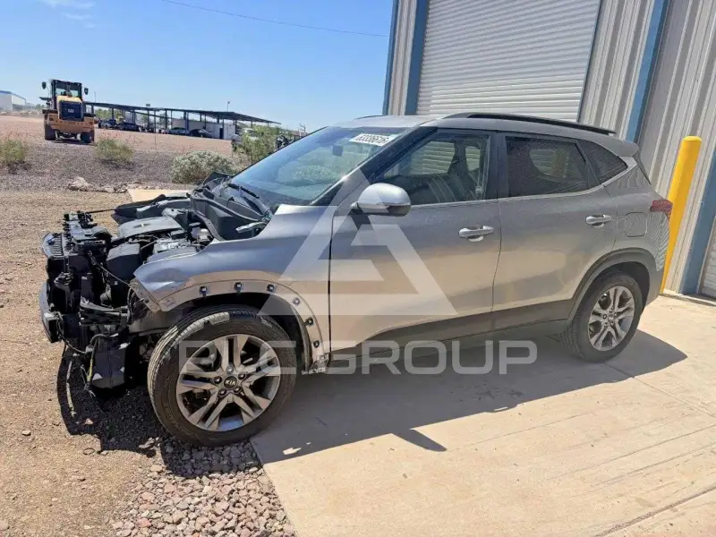 2021 KIA Seltos фото