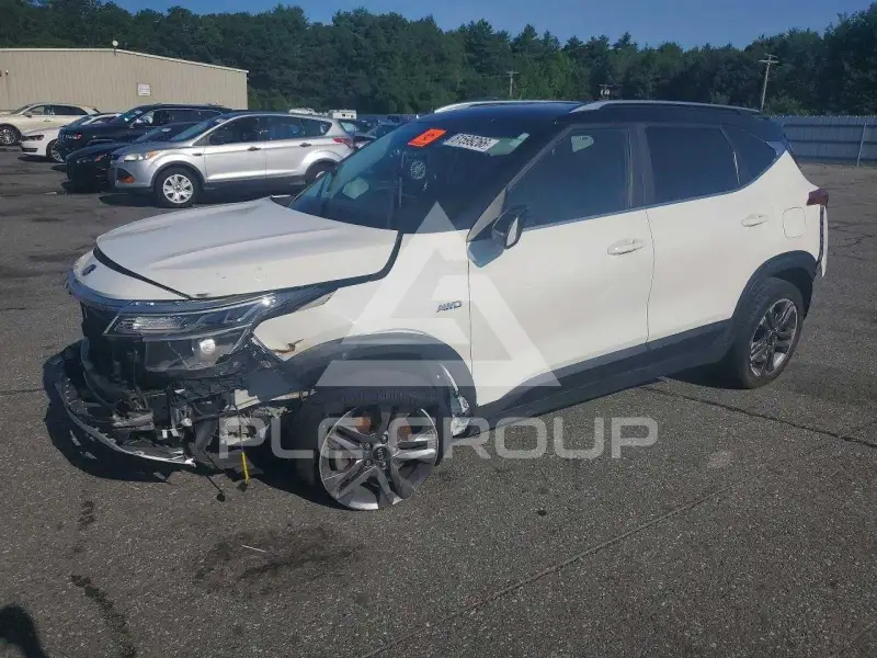 2021 KIA Seltos фото