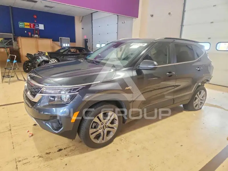 2021 KIA Seltos фото