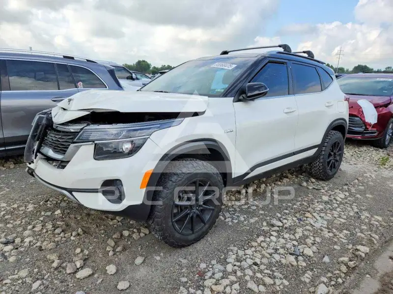 2021 KIA Seltos фото