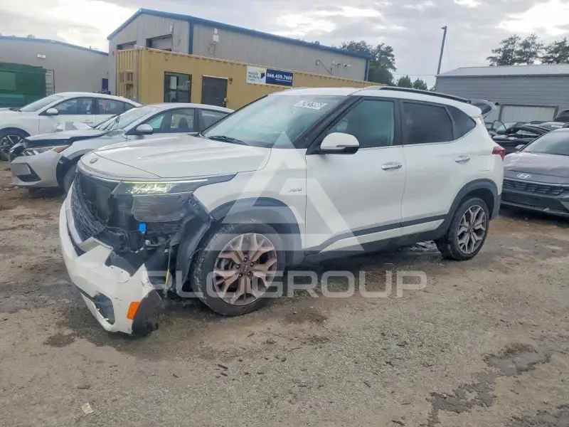 2021 KIA Seltos фото