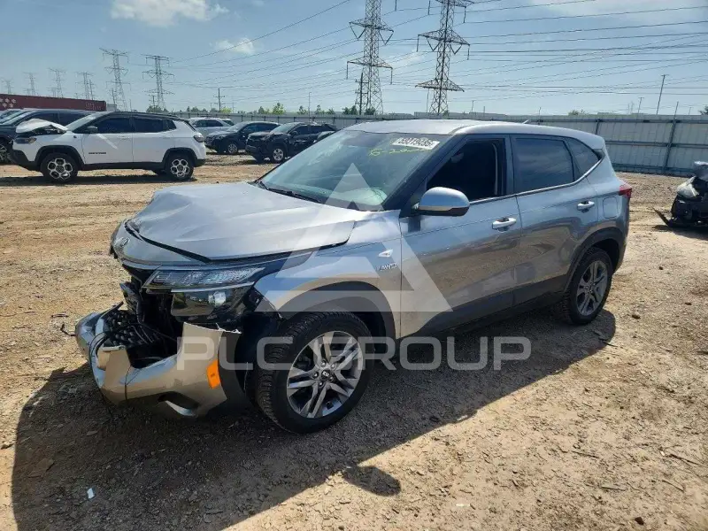 2021 KIA Seltos фото