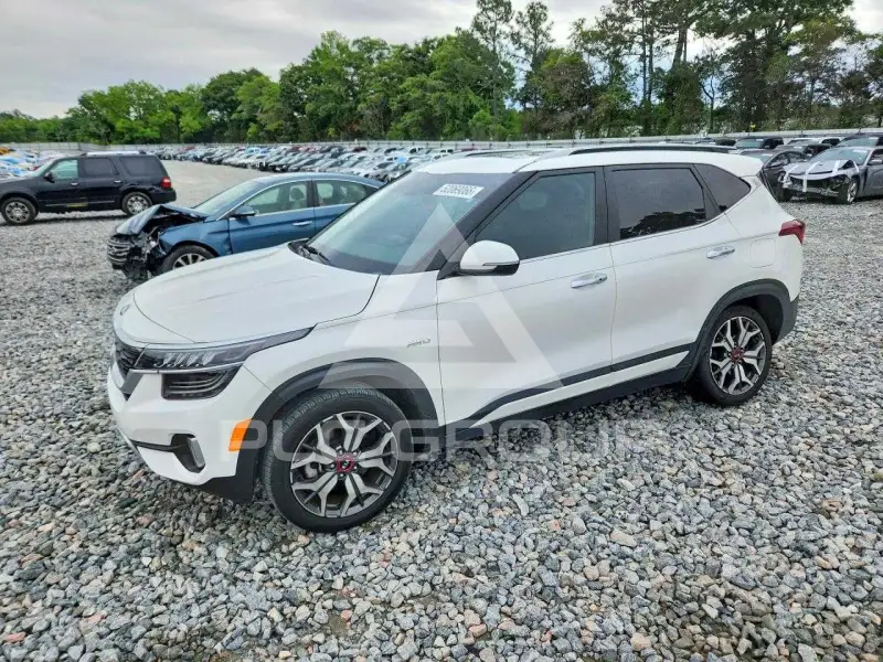 2021 KIA Seltos фото