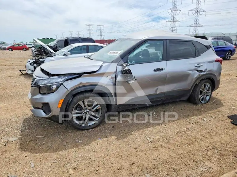 2021 KIA Seltos фото