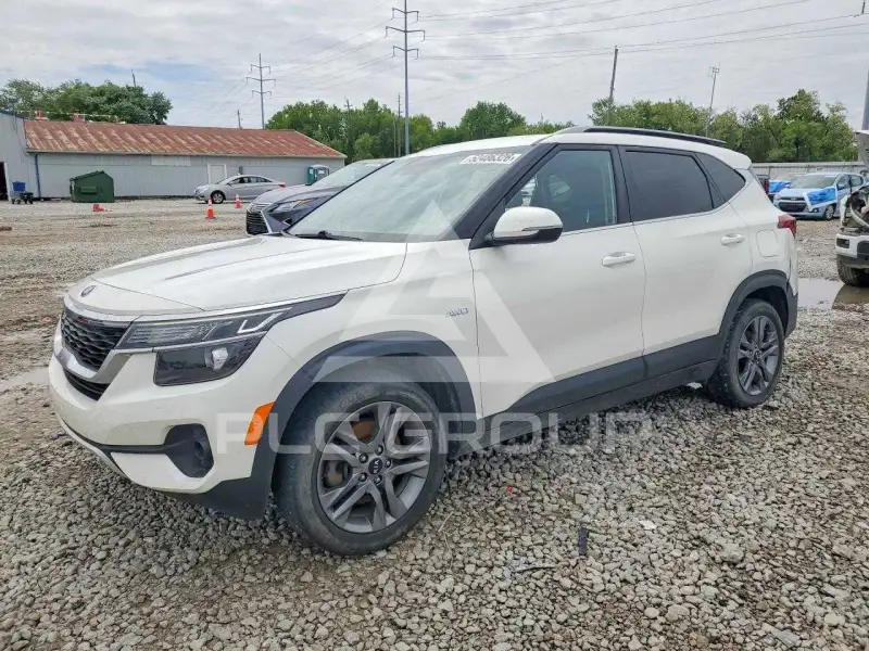 2021 KIA Seltos фото