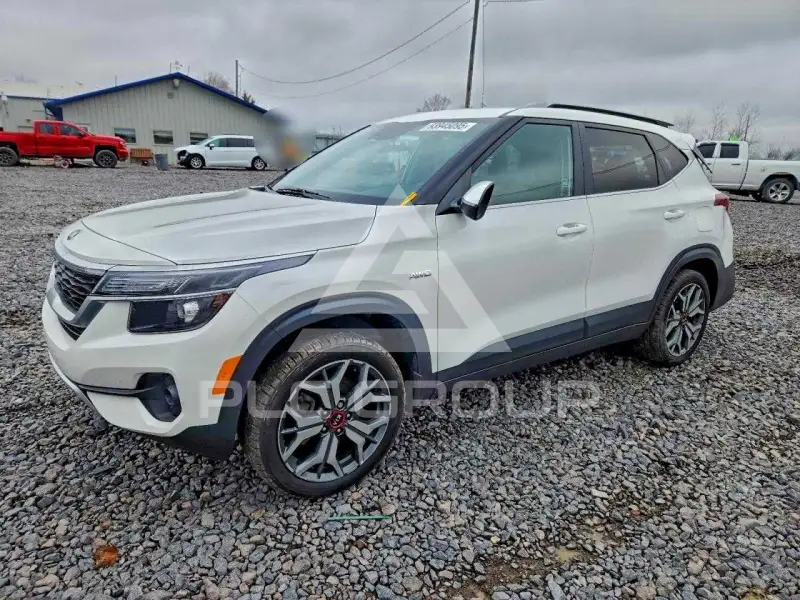 2021 KIA Seltos фото