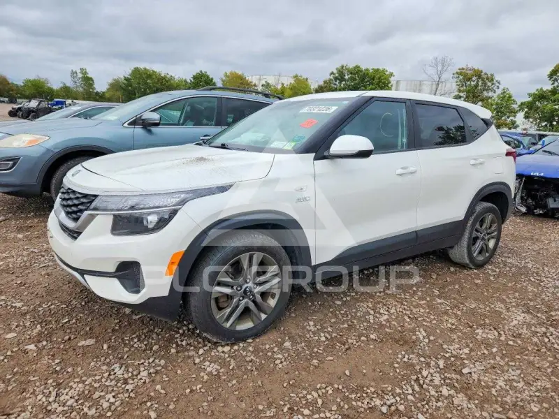 2021 KIA Seltos photo