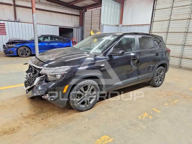 2021 KIA Seltos photo