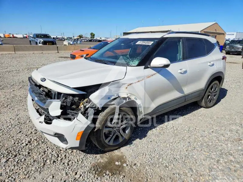 2021 KIA Seltos photo