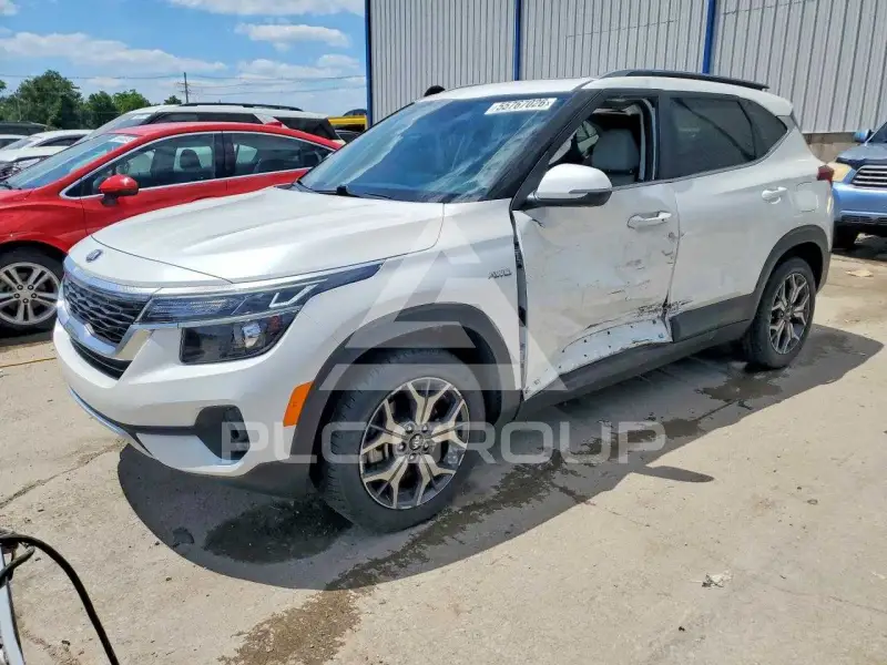 2021 KIA Seltos photo