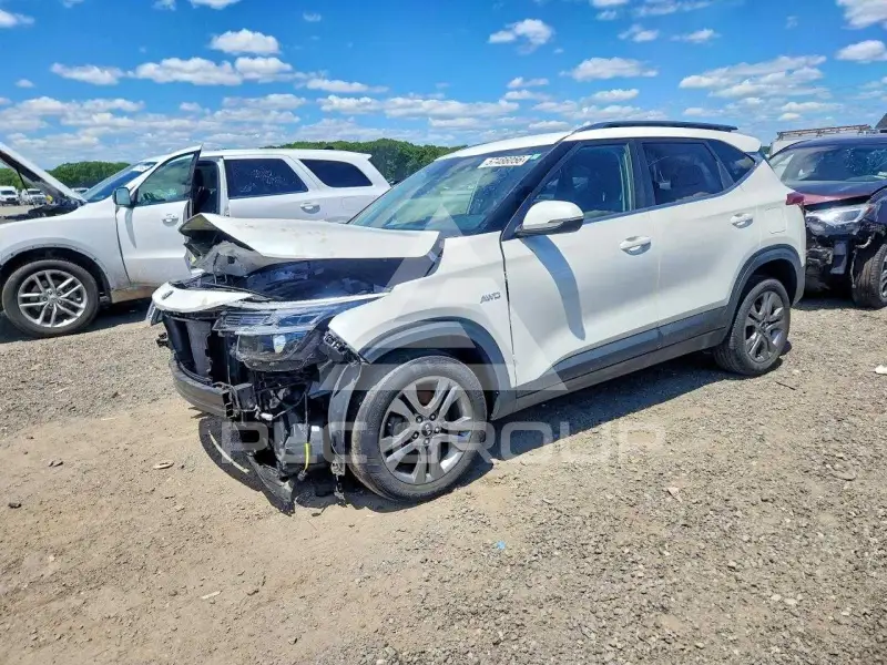 2021 KIA Seltos фото