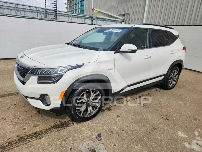 2021 KIA Seltos фото