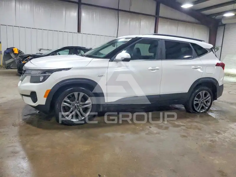 2021 KIA Seltos photo