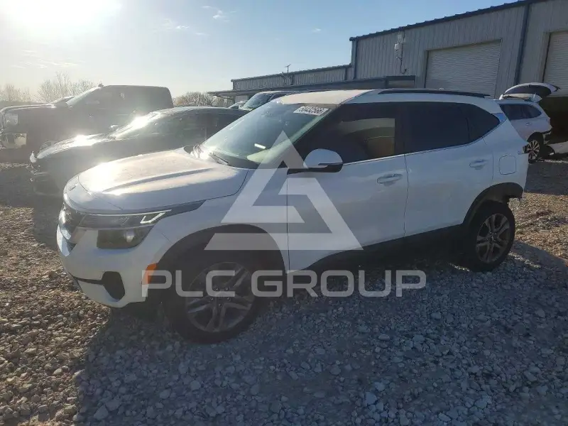 2021 KIA Seltos фото