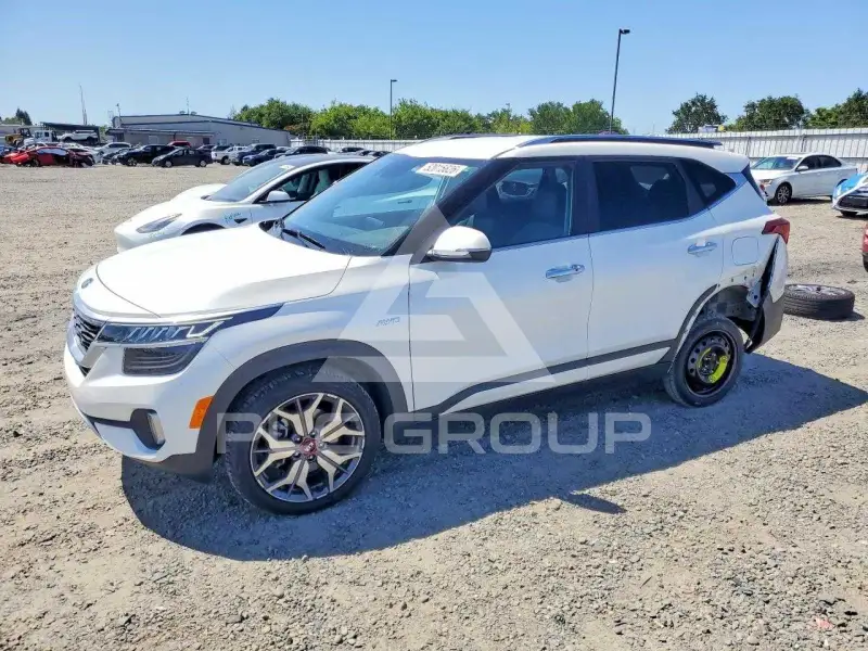 2021 KIA Seltos фото