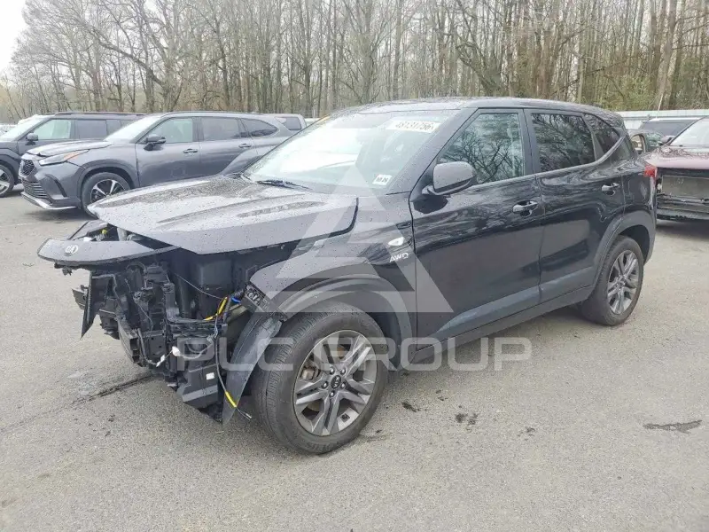 2021 KIA Seltos фото