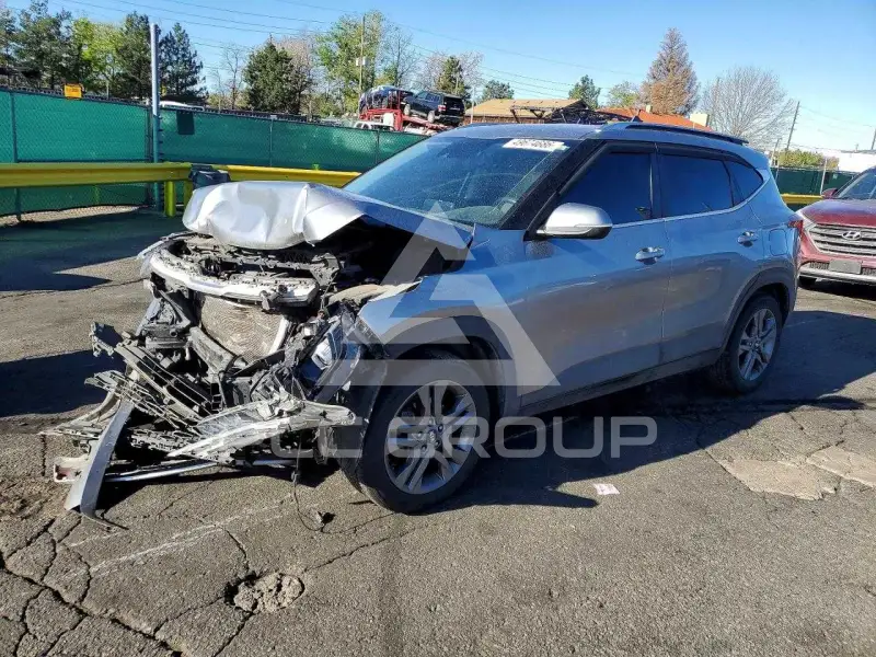 2021 KIA Seltos фото