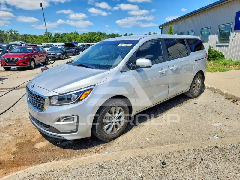 2021 KIA Sedona фото