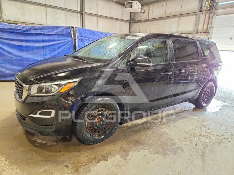 2021 KIA Sedona photo