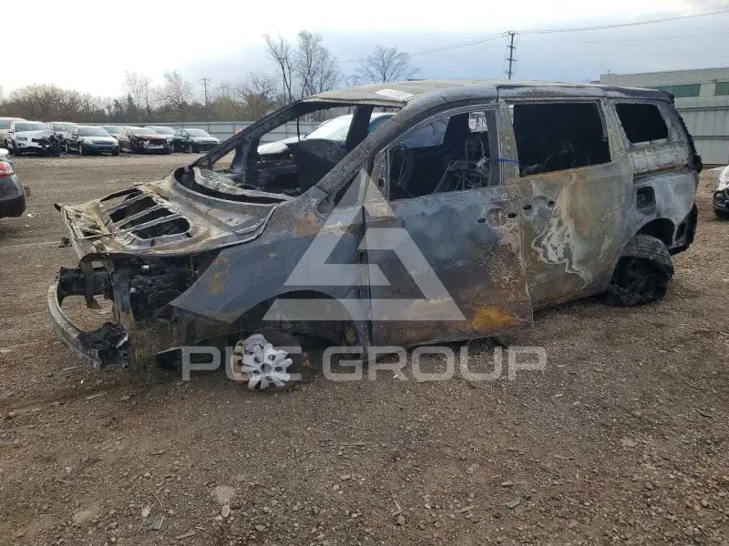 2021 KIA Sedona photo