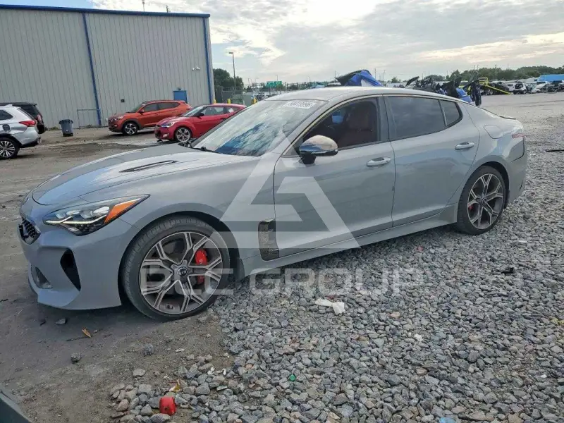 2021 KIA Stinger фото