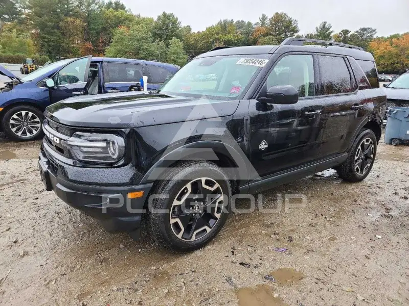 2021 Ford BRONCO photo