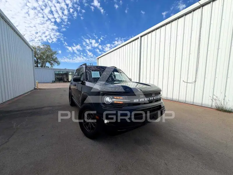 2021 Ford BRONCO photo