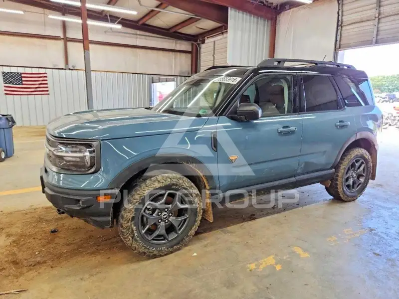 2021 Ford BRONCO photo