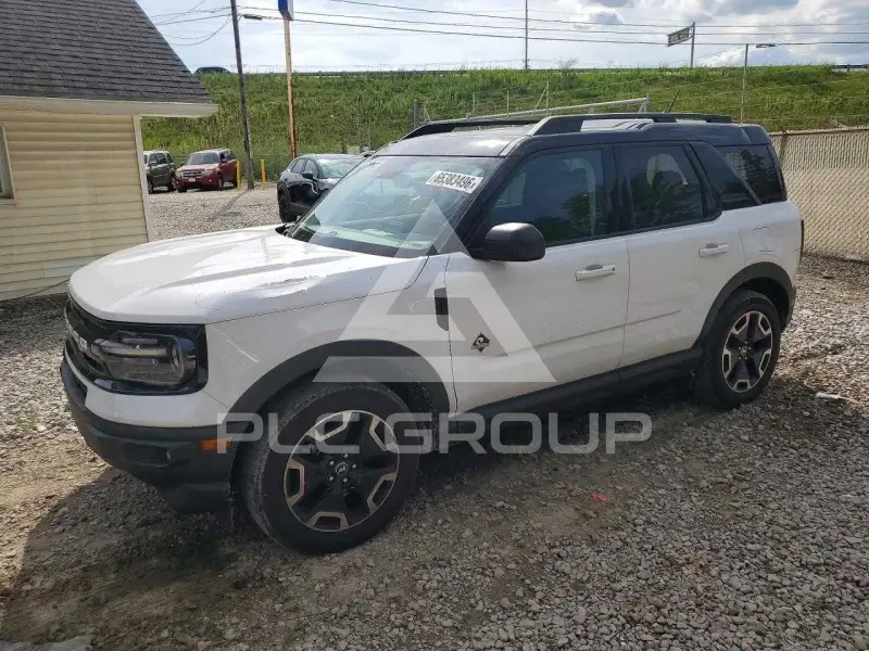 2021 Ford BRONCO photo