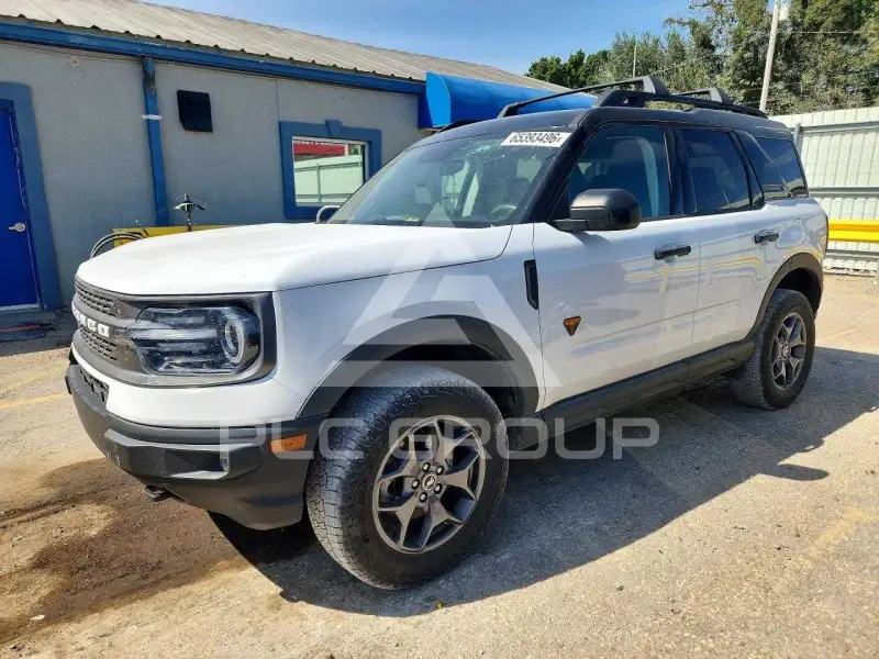2021 Ford BRONCO photo