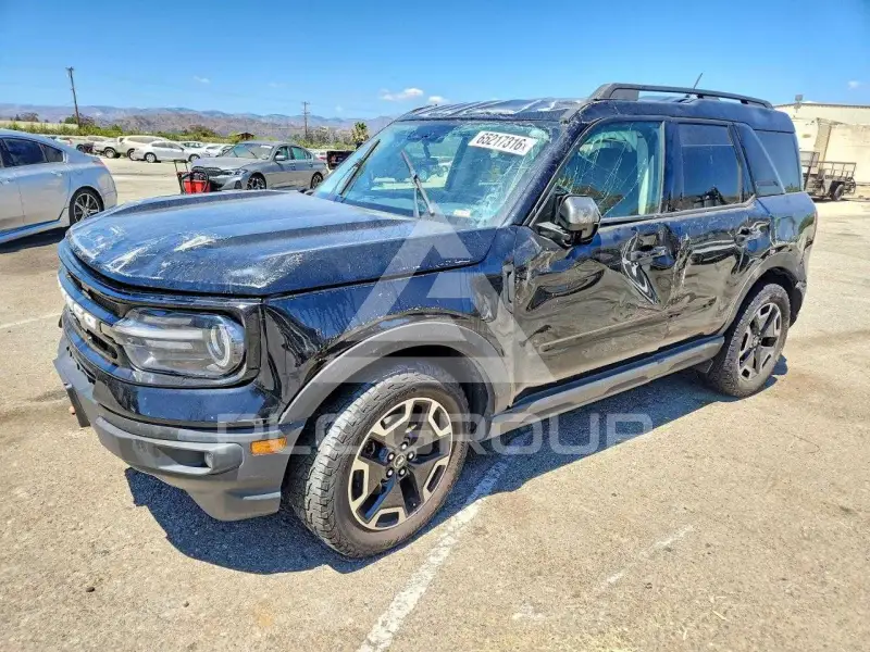 2021 Ford BRONCO photo