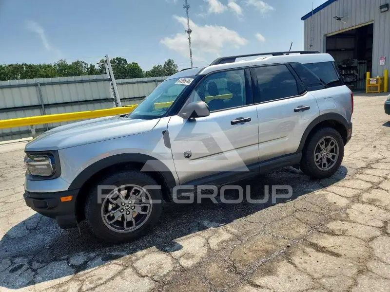 2021 Ford BRONCO photo