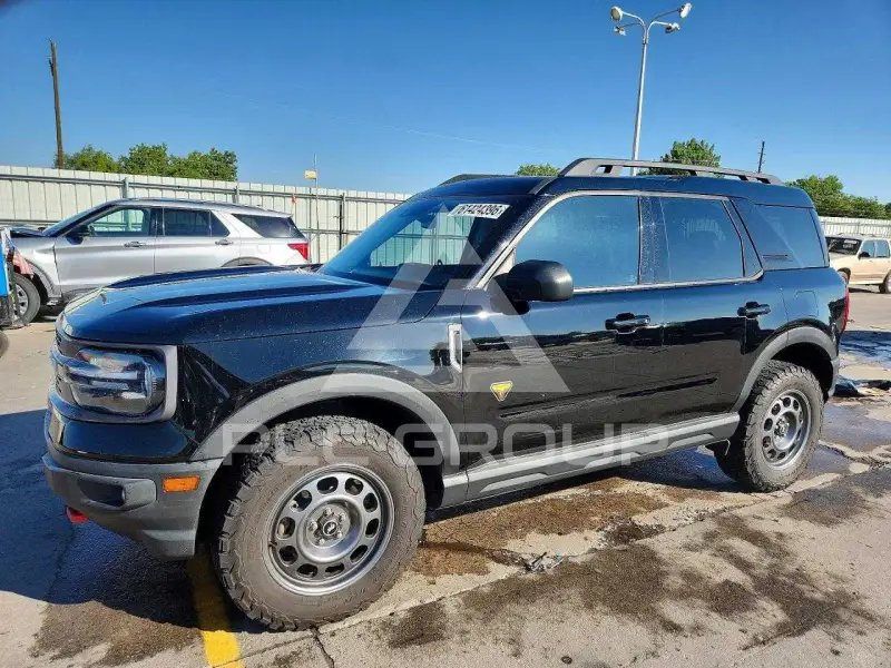 2021 Ford BRONCO фото