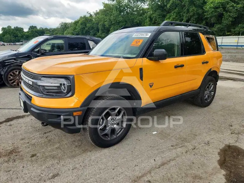 2021 Ford BRONCO photo