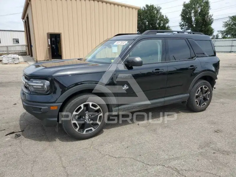 2021 Ford BRONCO photo