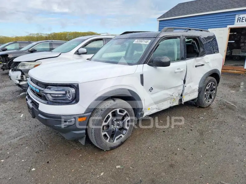 2021 Ford BRONCO photo