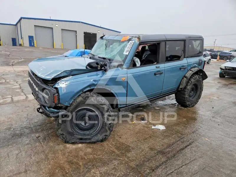 2021 Ford BRONCO фото