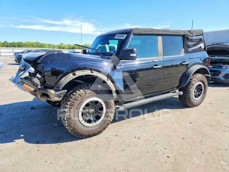 2021 Ford BRONCO фото