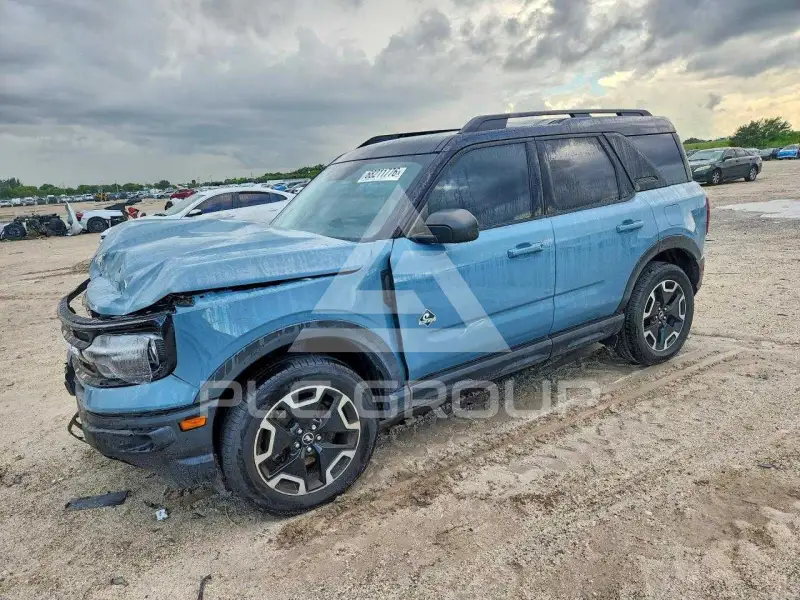 2021 Ford BRONCO photo