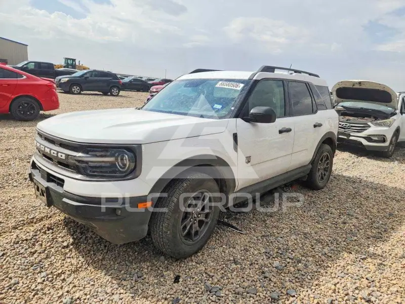 2021 Ford BRONCO photo