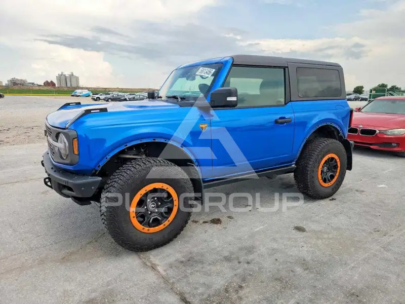 2021 Ford BRONCO фото