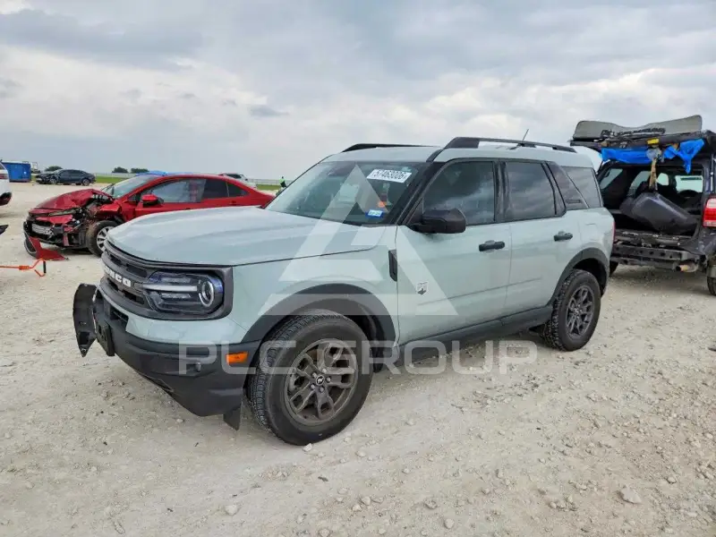 2021 Ford BRONCO photo