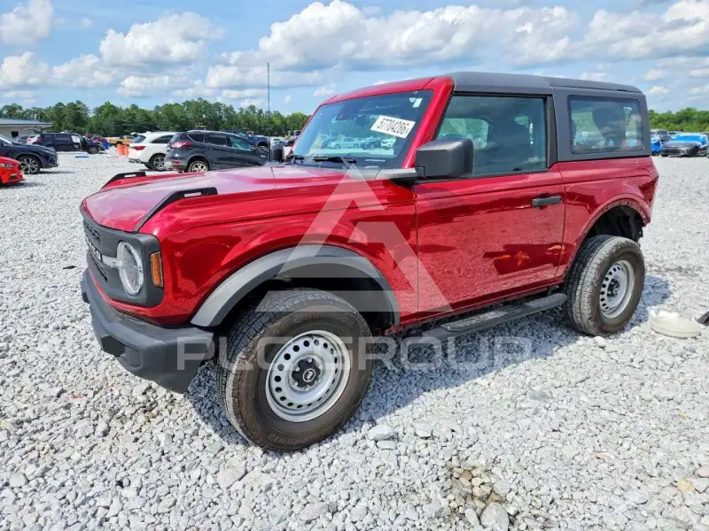 2021 Ford BRONCO photo