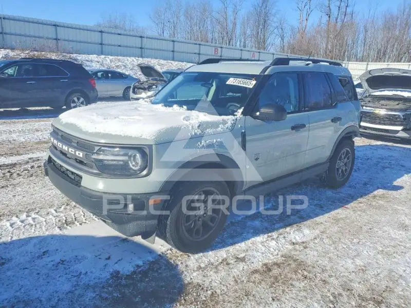 2021 Ford BRONCO photo