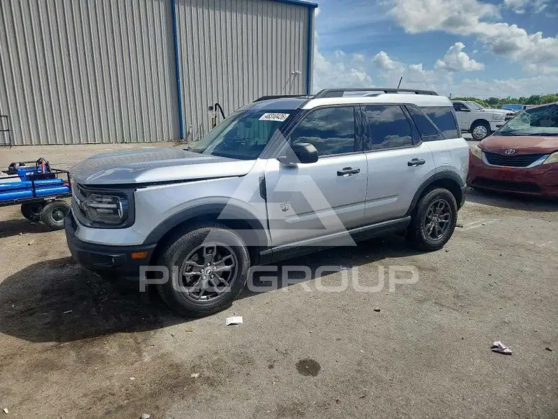 2021 Ford BRONCO photo
