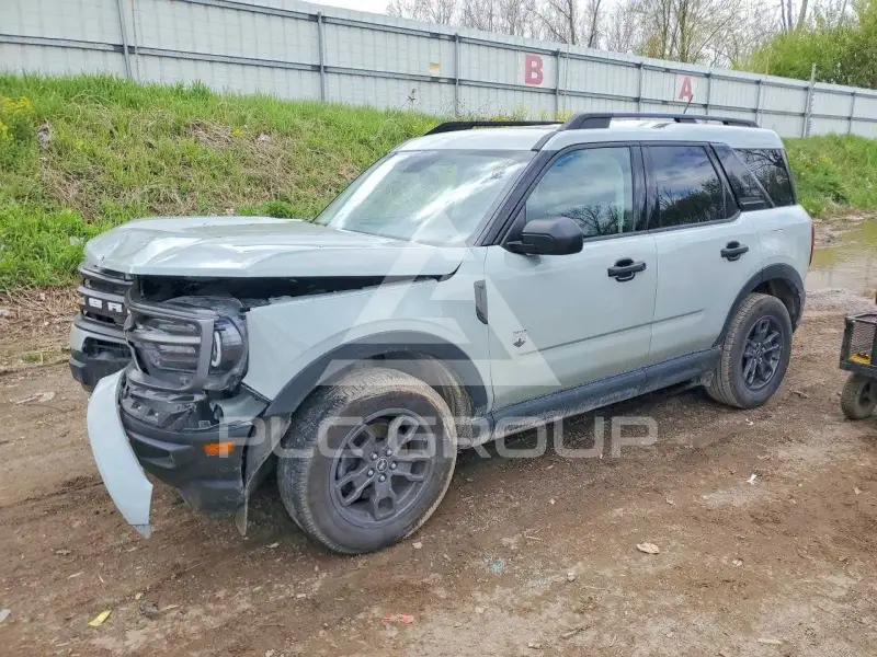 2021 Ford BRONCO photo