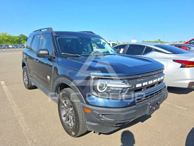 2021 Ford BRONCO photo
