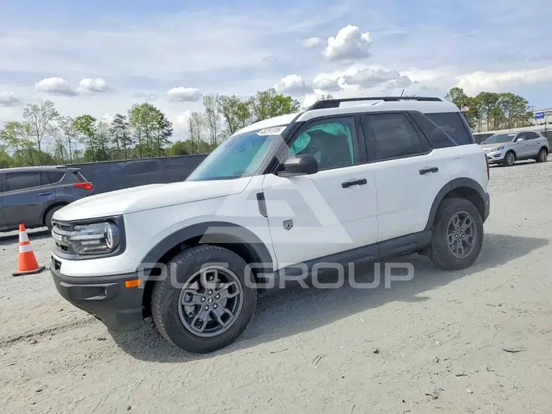 2021 Ford BRONCO photo
