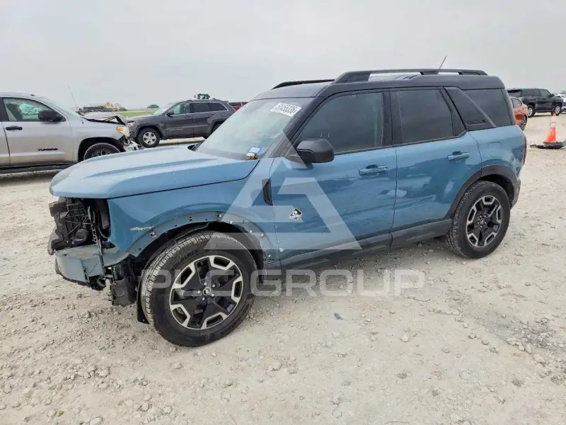 2021 Ford BRONCO photo