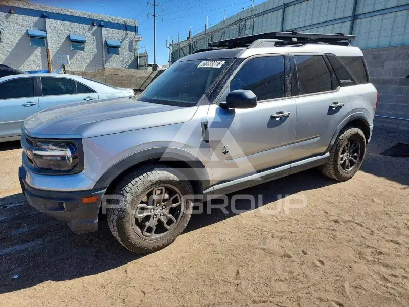 2021 Ford BRONCO photo